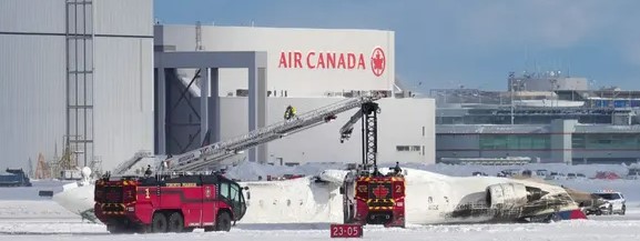 Minneapolis Plane Crashes in Toronto